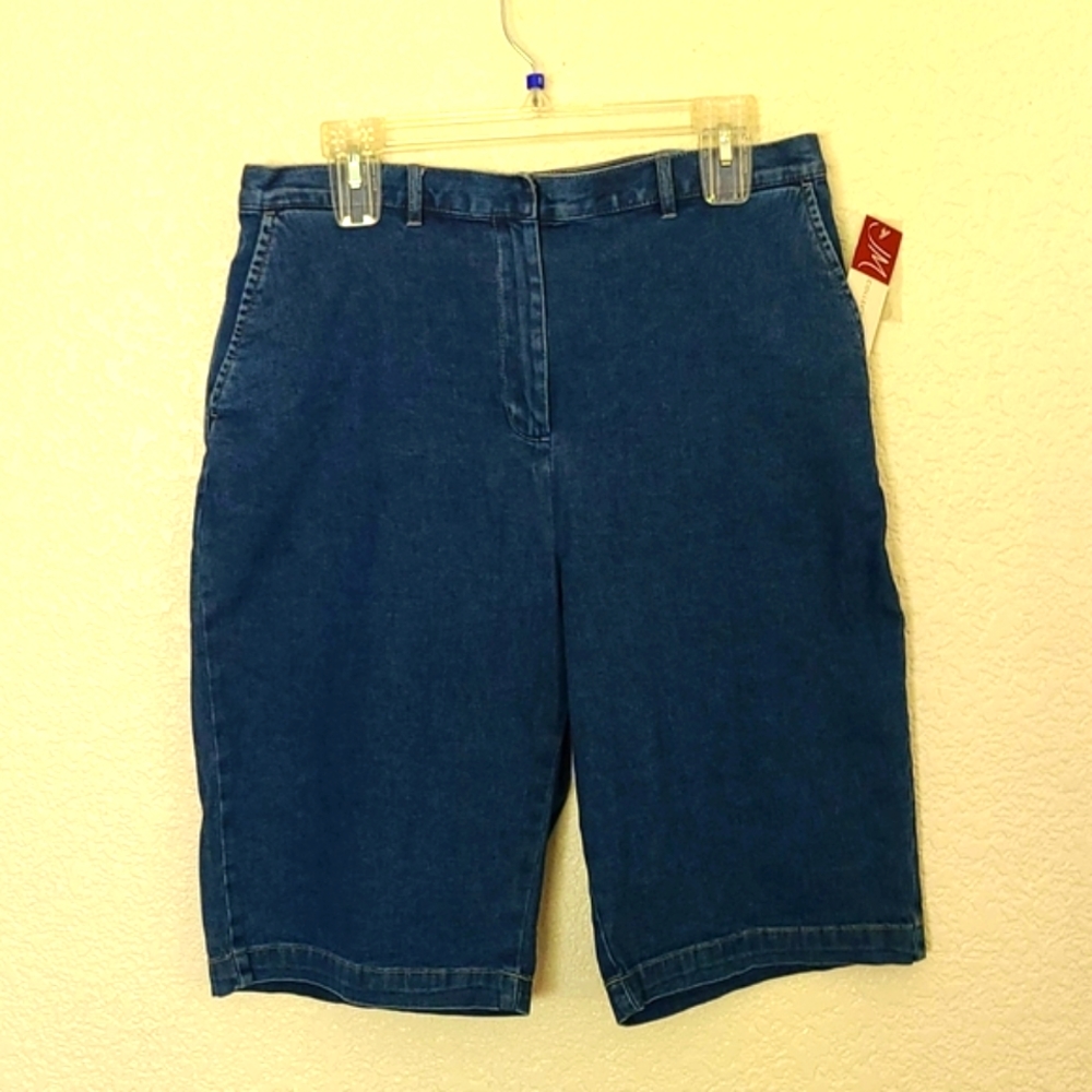 NWT JM COLLECTION denim shorts, 14